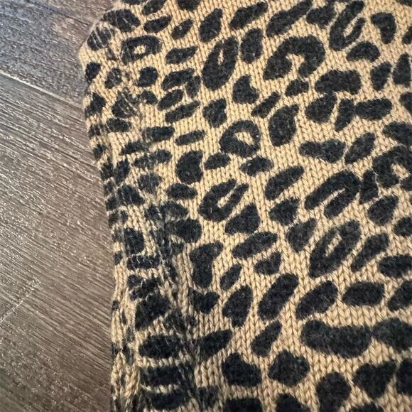 Ann Taylor LOFT Leopard Print Pullover Sweater Size S Office Career Comfort READ - Picture 4 of 9